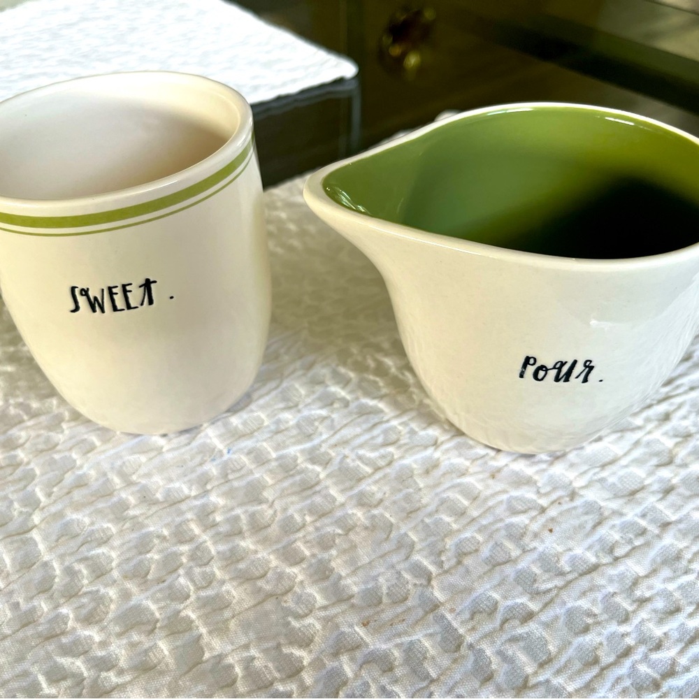 New Rae Dunn sugar and creamer green set! 💚SWEET and POUR